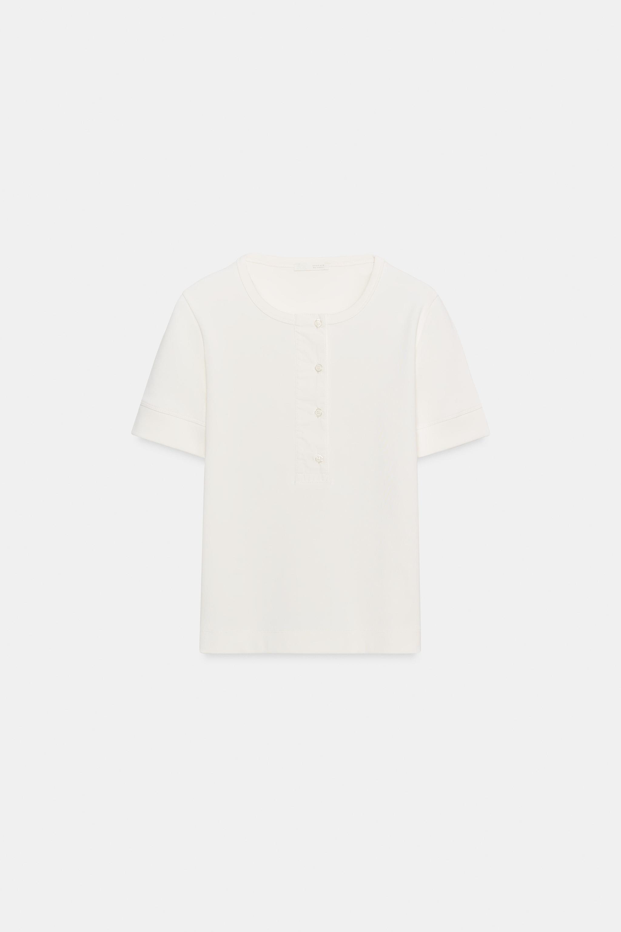 RIBBED BUTTON T-SHIRT